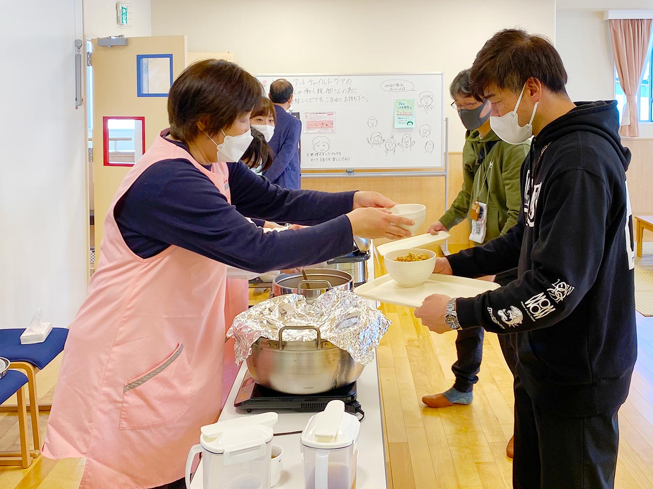 アートみんなの食堂もとまち