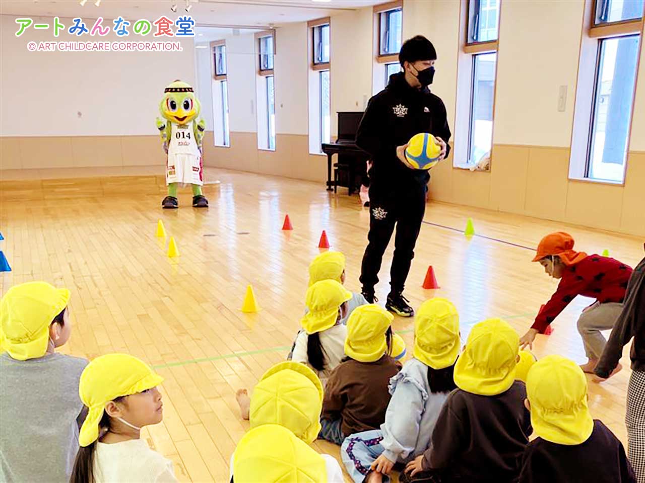 「アートみんなの食堂もとまち」レバンガ北海道さまより寄贈品